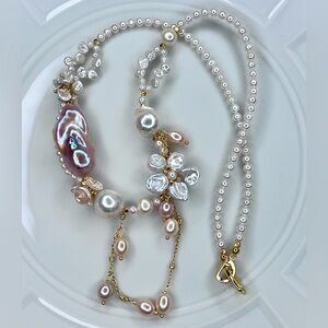 Handmade High Quality Freshwater Keshi Flameball Pearl Flower 🌺 Necklace